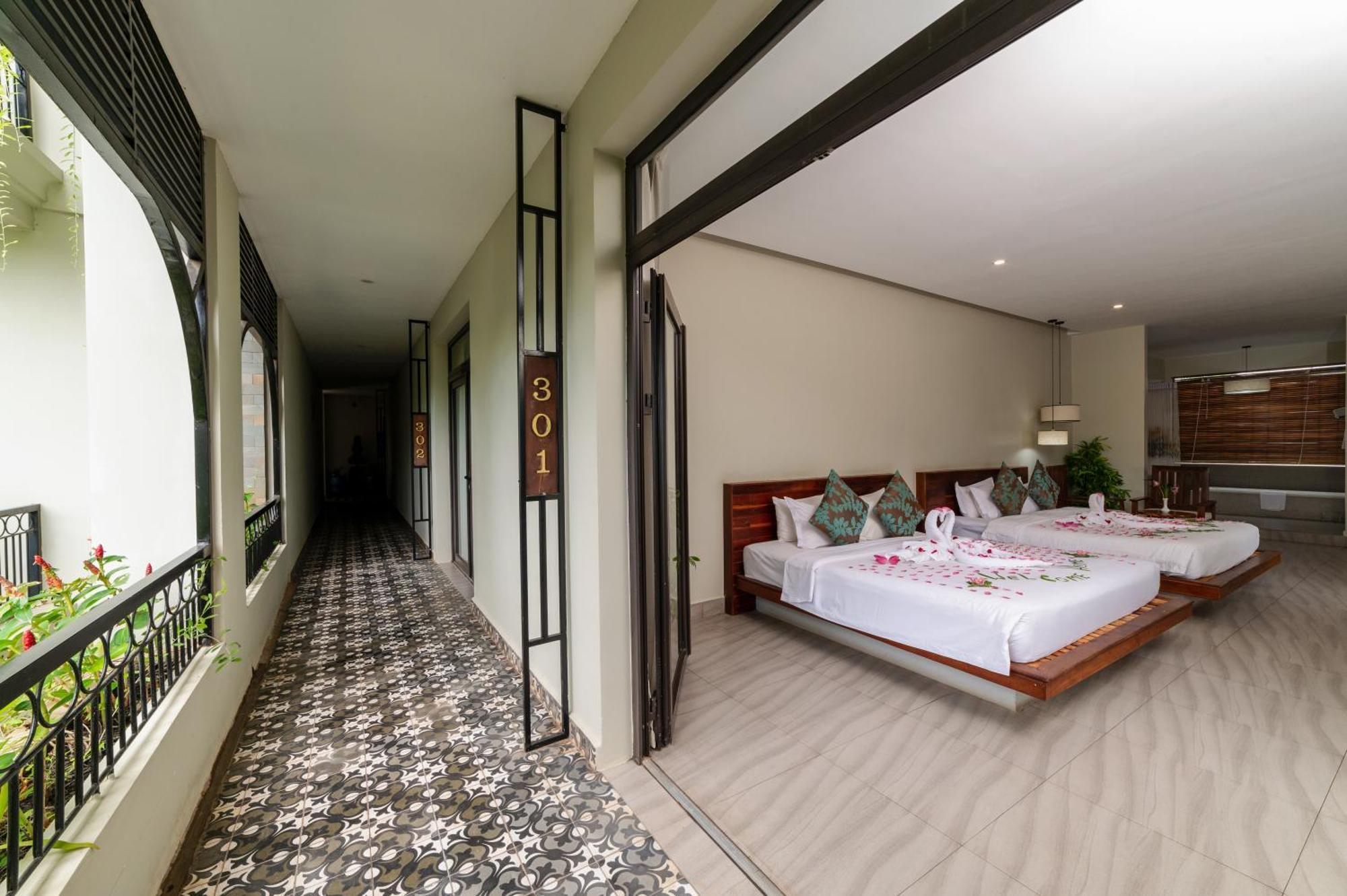 Bayon Modern Residence Сіємреап Номер фото